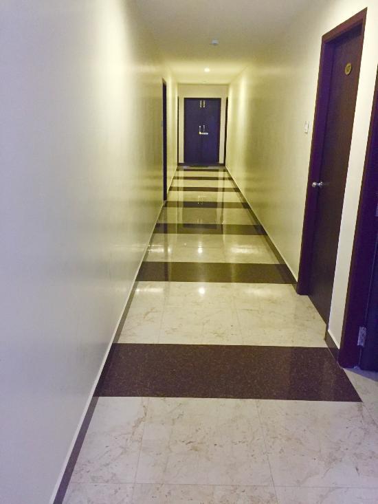 ホテルDevibala Residency Villupuram エクステリア 写真